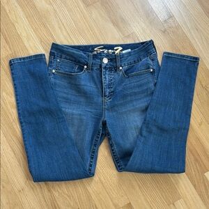 Seven7 Tummyless High Rise Women's Blue Jeans sz 8